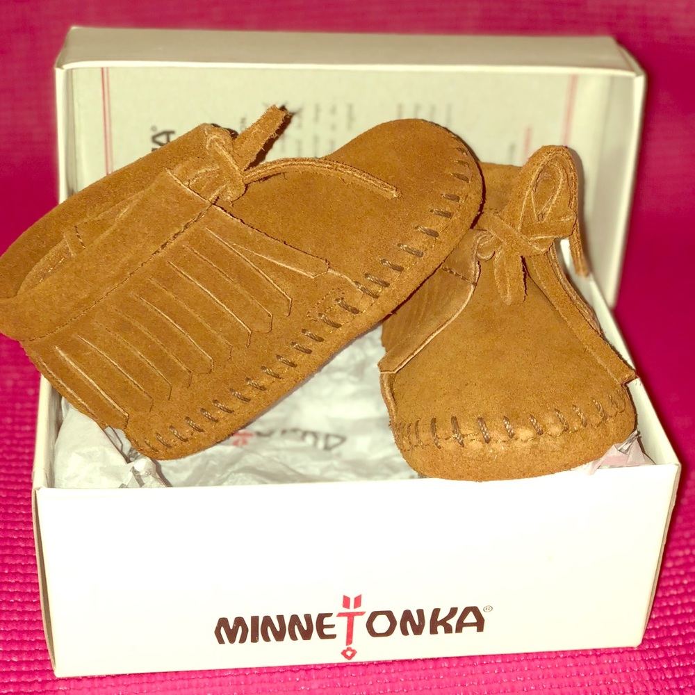 💥Minnetonka Infant Booties 💥